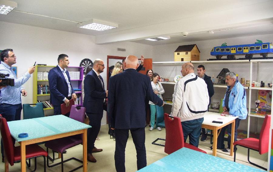 Poboljšati status zaposlenih u ustanovama socijalne i dječje zaštite