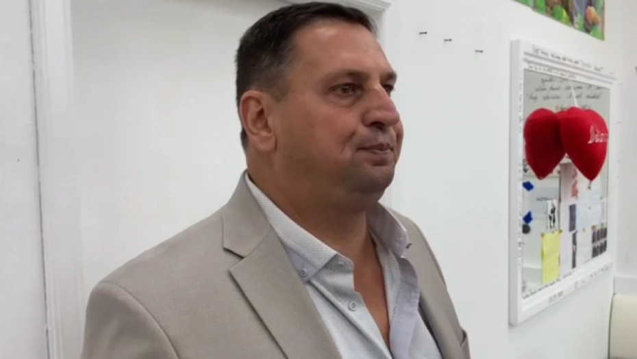 LJUBOMORNI SU NA MOJU MAJU Taki žestoko odgovorio Dejanu Dragojeviću na tvrdnje da je u vezi sa ćerkom