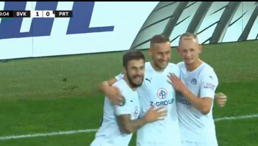 PARTIZAN U VELIKOM PROBLEMU: Ovako su fudbaleri Slovackog duplirali prednost (VIDEO)