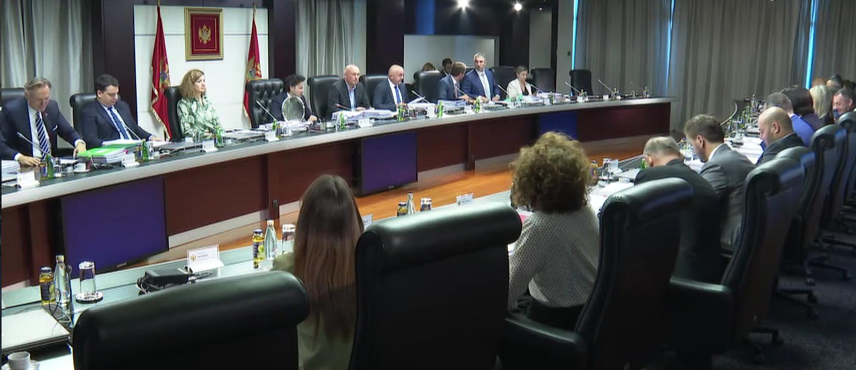 UŽIVO Stara zgrada Vlade data na korišćenje tužilaštvima i Specijalnom policijskom odjeljenju (VIDEO)