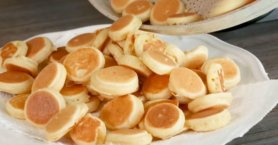RECEPT ZA MINI AMERIČKE PALAČINKE: Spremne za 5 minuta, a pojedu se u jednom zalogaju (VIDEO)