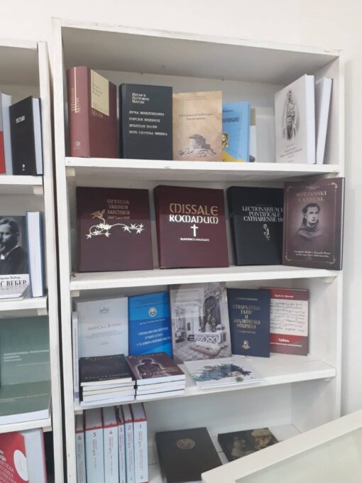 INTERNACIONALNI SAJAM KNJIGA: Jasmina Tumbas zatvorila prvi dan, gostovao i Svetislav Basara
