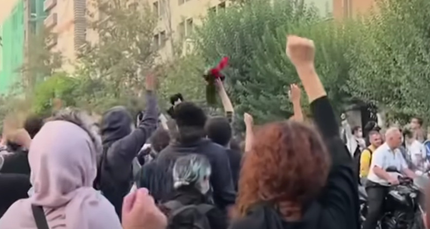 RASTE BROJ MRTVIH U IRANU: Do sada poginula najmanje 41 osoba
