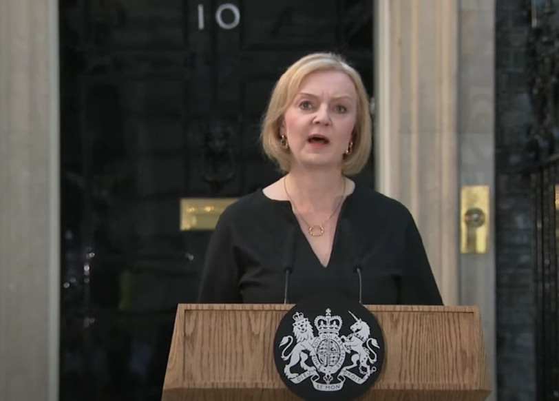 LIZ TRAS: Elizabeta bila stijena na kojoj je počivala Britanija