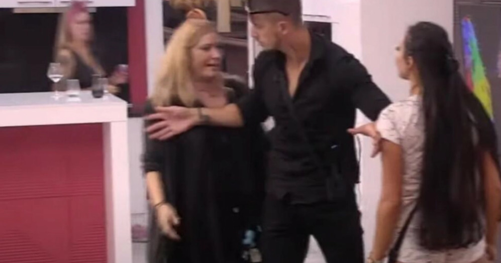 MAJA ISPOLIVALA JELENU GOLUBOVIĆ Spomenula joj njega, Marinkovićevoj pao mrak na oči!