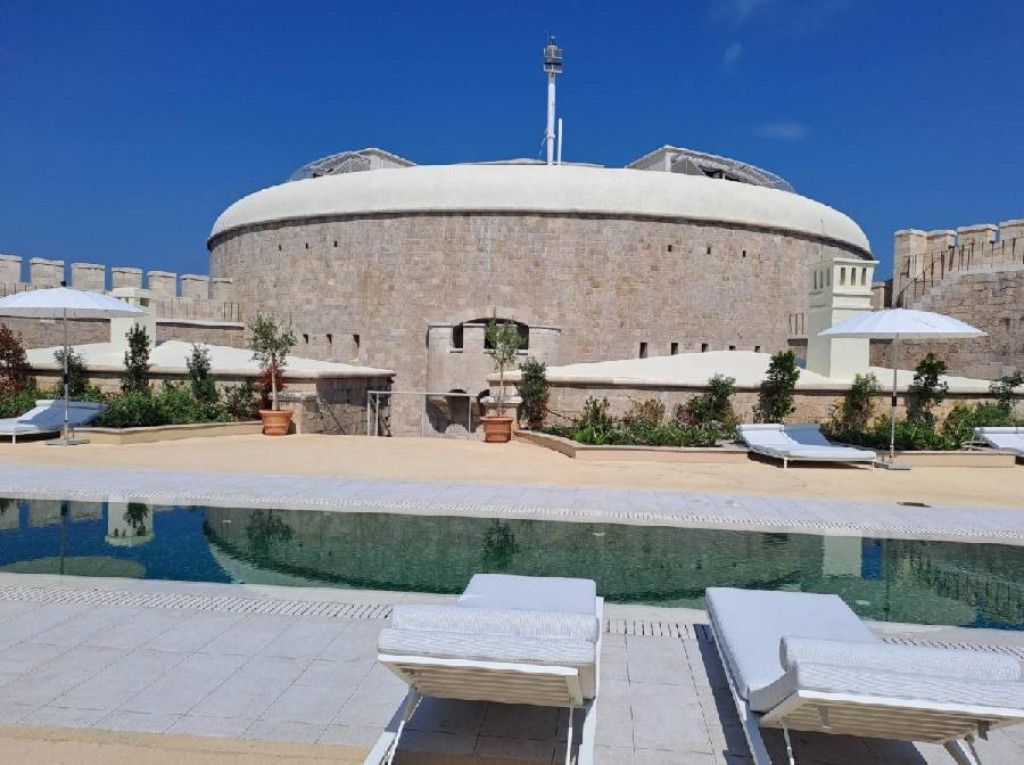 Ostrvo - hotel na Mamuli uskoro će biti otvoren za posjetioce