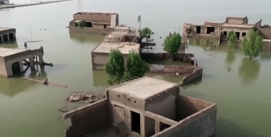 POPLAVE NAPRAVILE HAOS U PAKISTANU: Do danas još 18 osoba izgubilo život