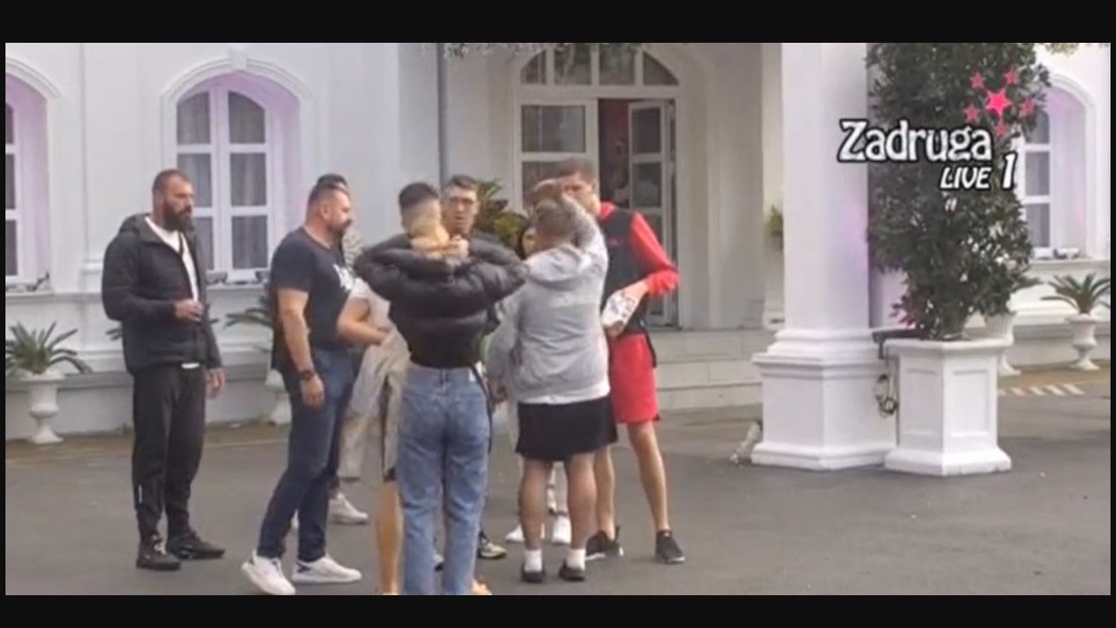 PONOVO VREĐANJE NA NACIONALNOJ OSNOVI?! Haos u Zadruzi 6 u programu uživo, na udaru Robert Mitrović