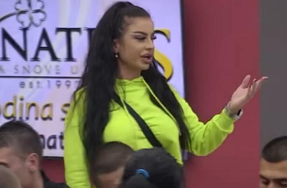 TI SI PATOLOŠKI LAŽOV! Sanja Grujić žestoko urnisala Sofiju, pa otkrila šok detalje