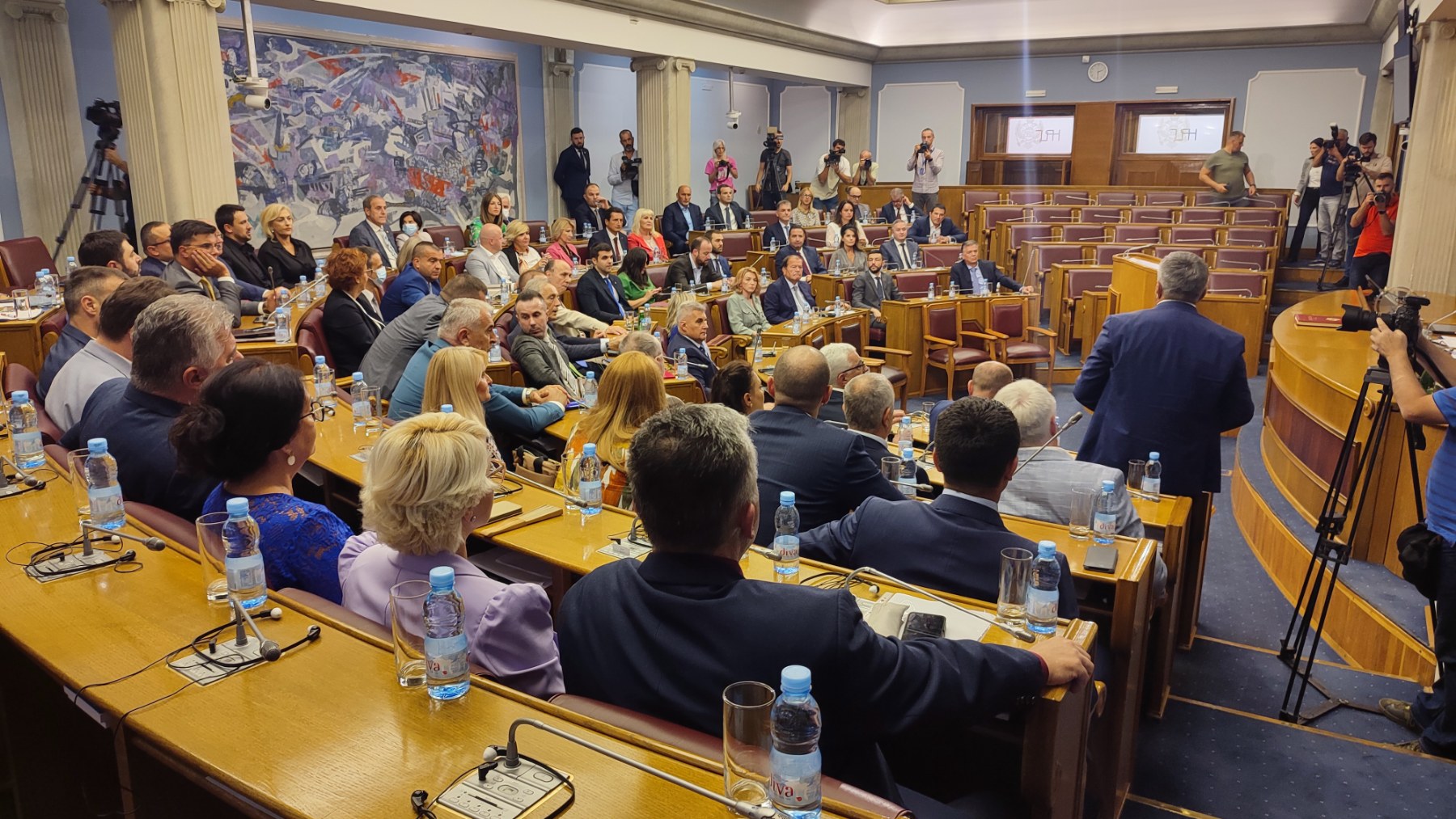 POSLANICE DF JEDINSTVENE: Ako ste dobronamjerni, ne kadrirajte unutar Fronta