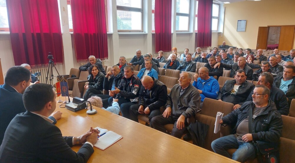 KOVAČEVIĆ NAJAVIO: Opština Nikšić snosiće dio advokatskih troškova radnika Boksita
