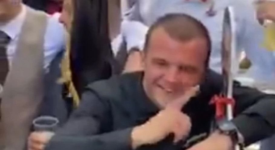 HIT SCENA NA SVADBI: Nije mu došao drug, a on ga je "napravio"
