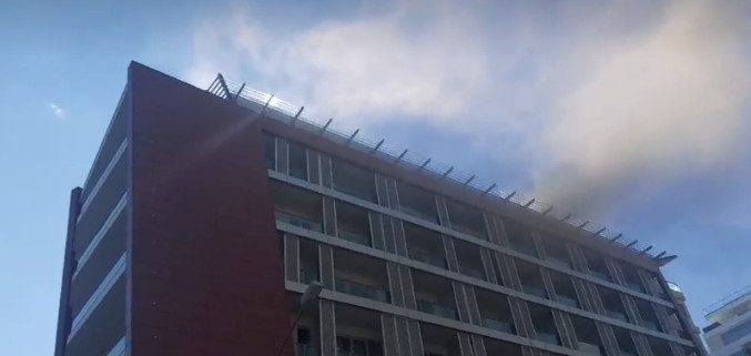 PANIKA U BUDVI! Požar većih razmjera u TQ Plazi!