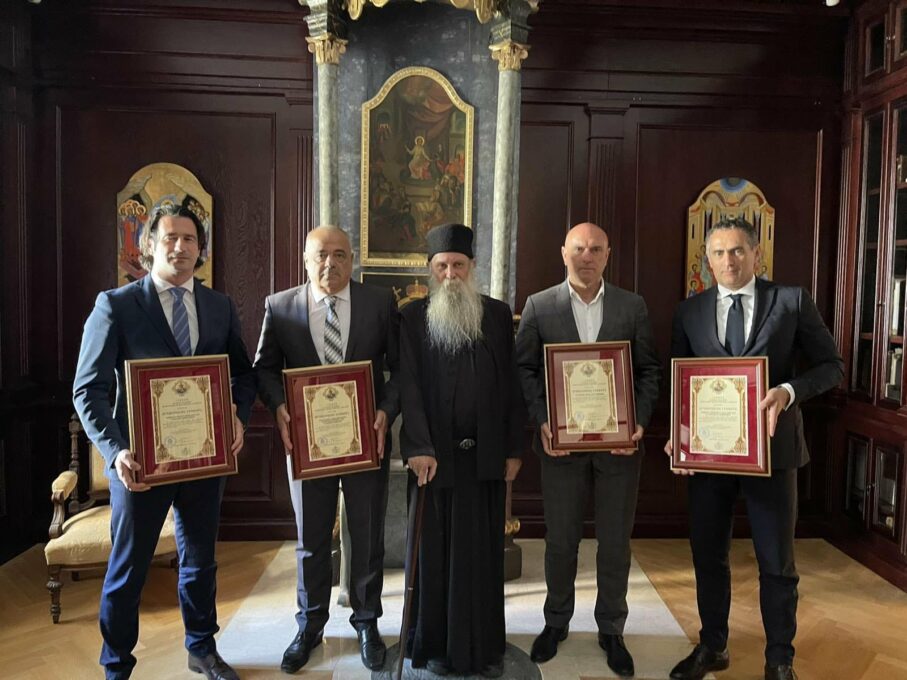 NESEBIČNA LJUBAV PREMA SPC Vladika Jovan uručio gramate Careviću, Damjanoviću, Kovaču i Juškoviću