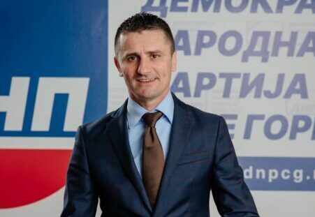 PREVODI JE MILUN ZOGOVIĆ Predstavljena lista “ Za našu Budućnost“ Plav