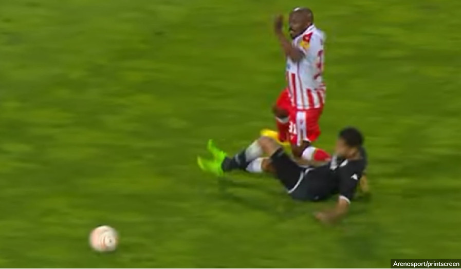 SPORNA SITUACIJA SA UTAKMICE Da li je ovo bio penal za Zvezdu? (VIDEO)