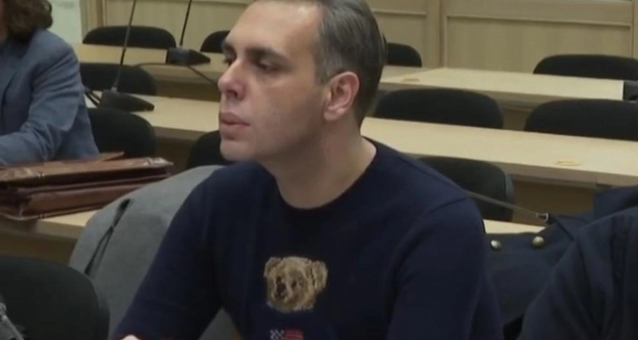 LJETOVAO NA MIKONOSU, TROŠIO HILJADE EVRA NA GARDEROBU Završio iza rešetaka, evo kako je propao Boki 13