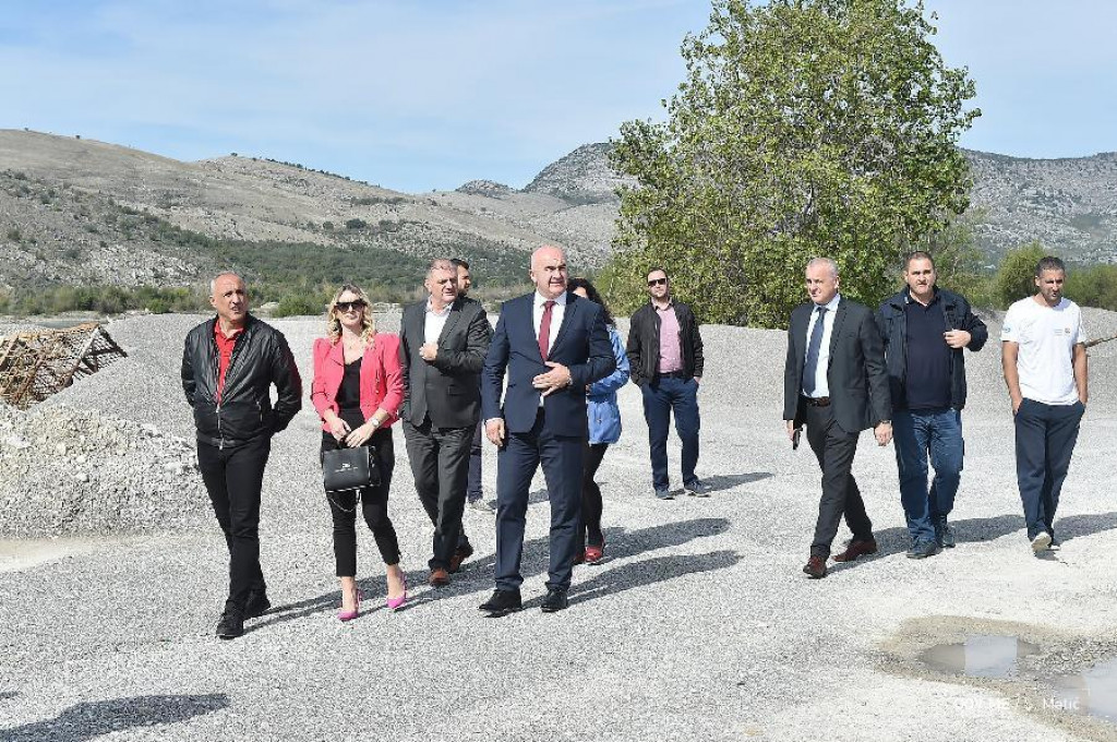 Država će stati na put nelegalnoj eksploataciji rijeka i šljunka