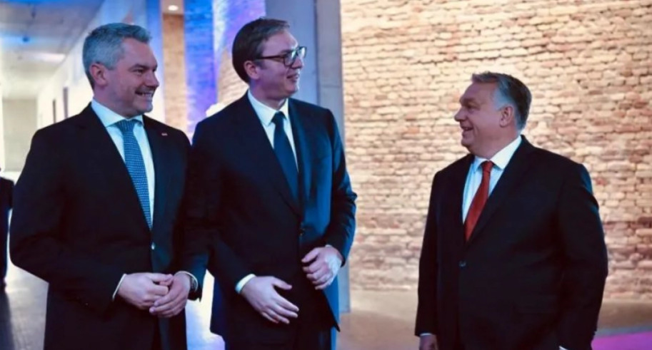 VUČIĆ SE OGLASIO NAKON SASTANKA SA ORBANOM I NEHAMEROM: Zajedničkim radom možemo riješiti brojne izazove (FOTO)