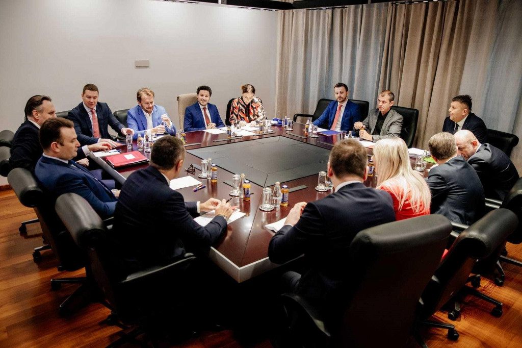 Na sjednici Vijeća za nacionalnu bezbjednost o zabrani ulaska za 28 stranih državljana