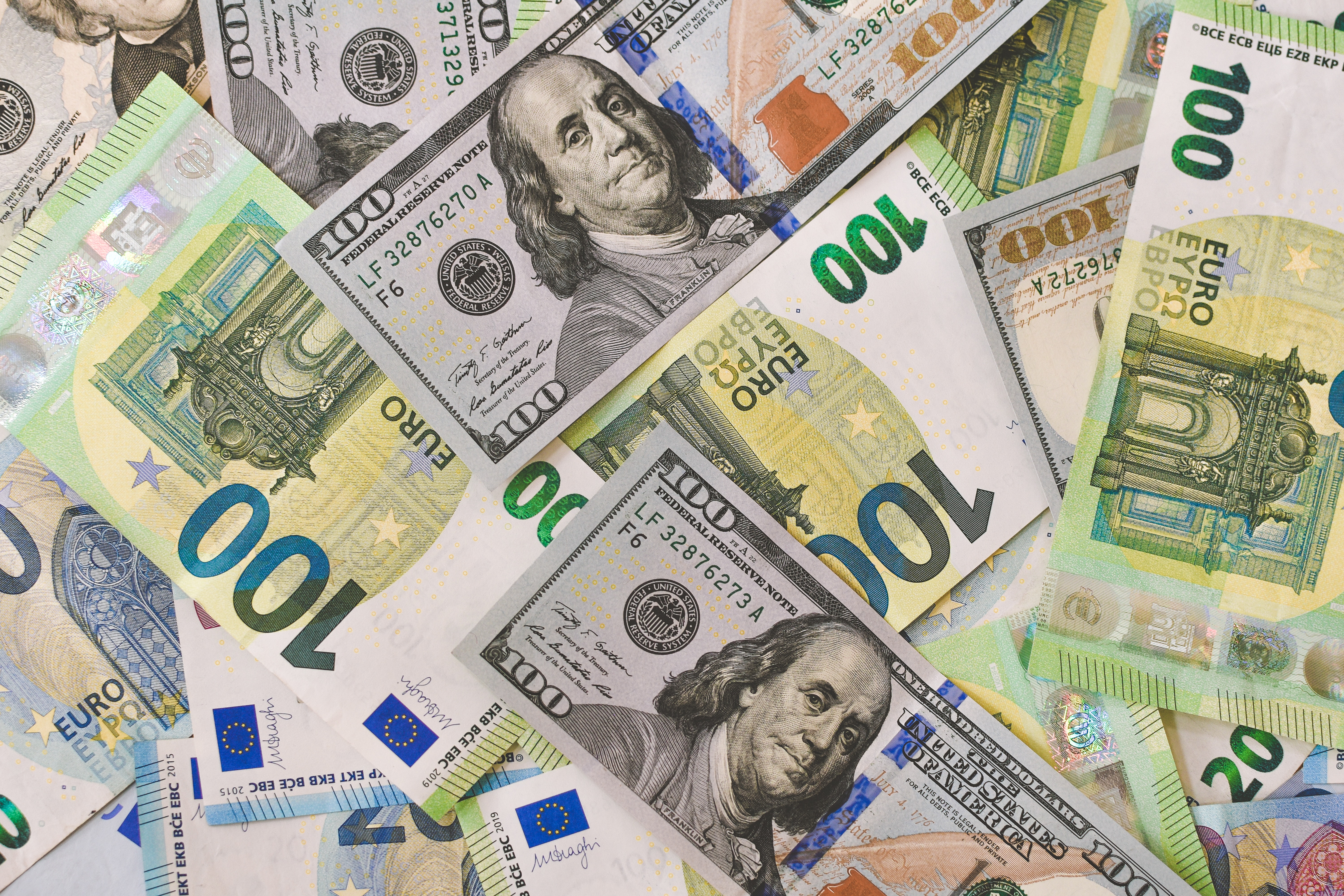 POVRATAK NA STARO Euro ponovo jači od dolara