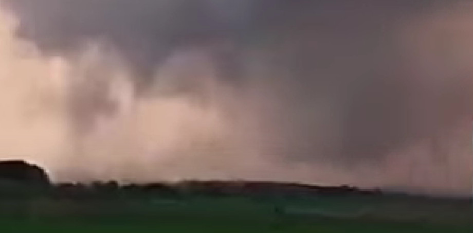 TORNADO U FRANCUSKOJ: Pričinjena velika materijalna šteta (VIDEO)