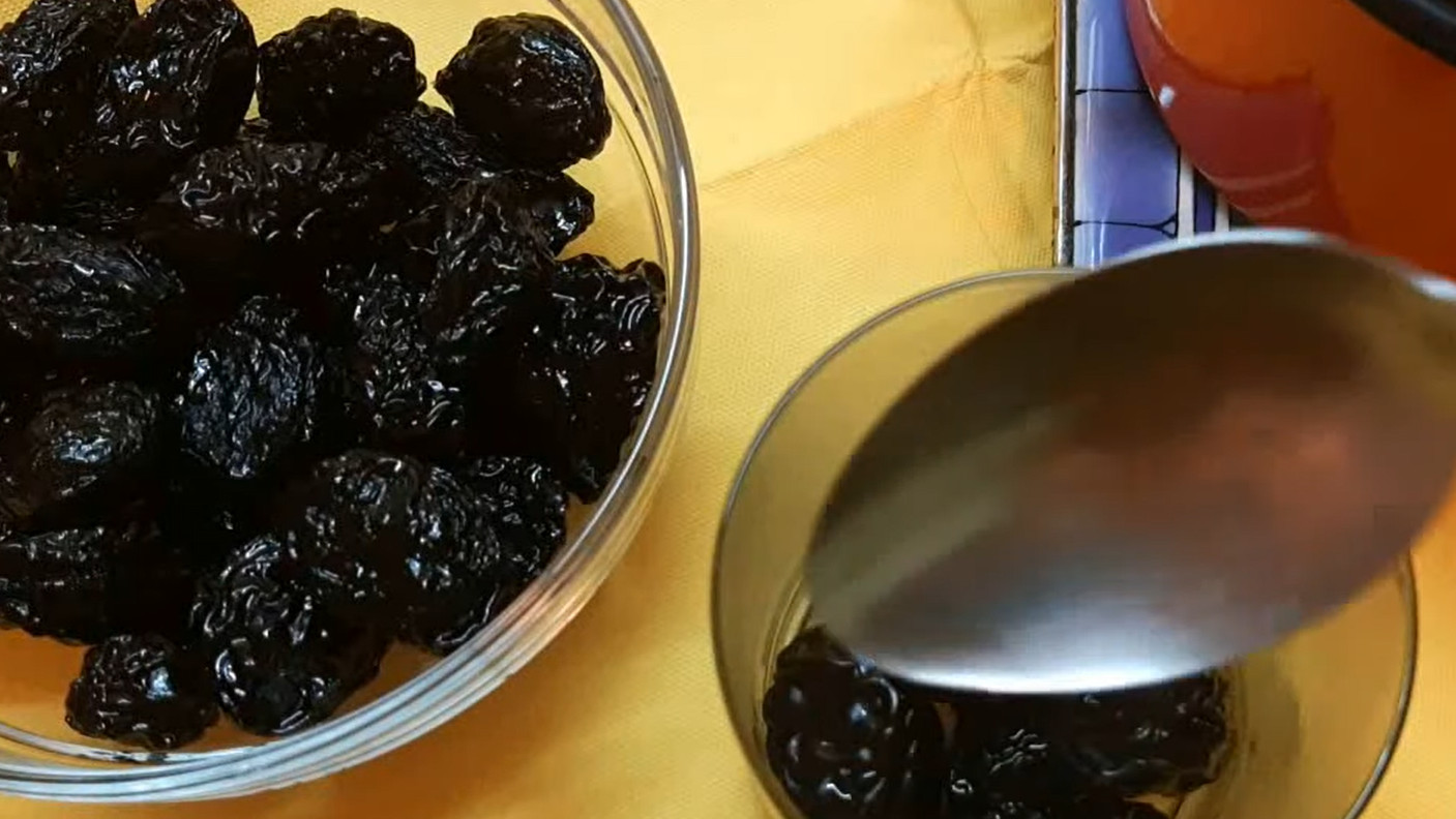 ČUVAJU NAS OD TEŠKIH BOLESTI Evo šta nam mogu uraditi 5 šljiva dnevno