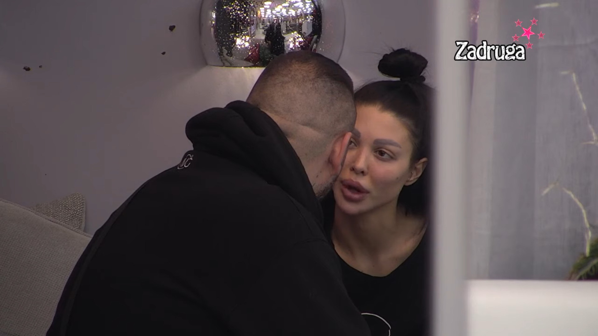 ZADRUGARI U ŠOKU Filip i Maja na korak do pomirenja, CAR JE IZNEO IZ KUĆE NA RAMENIMA