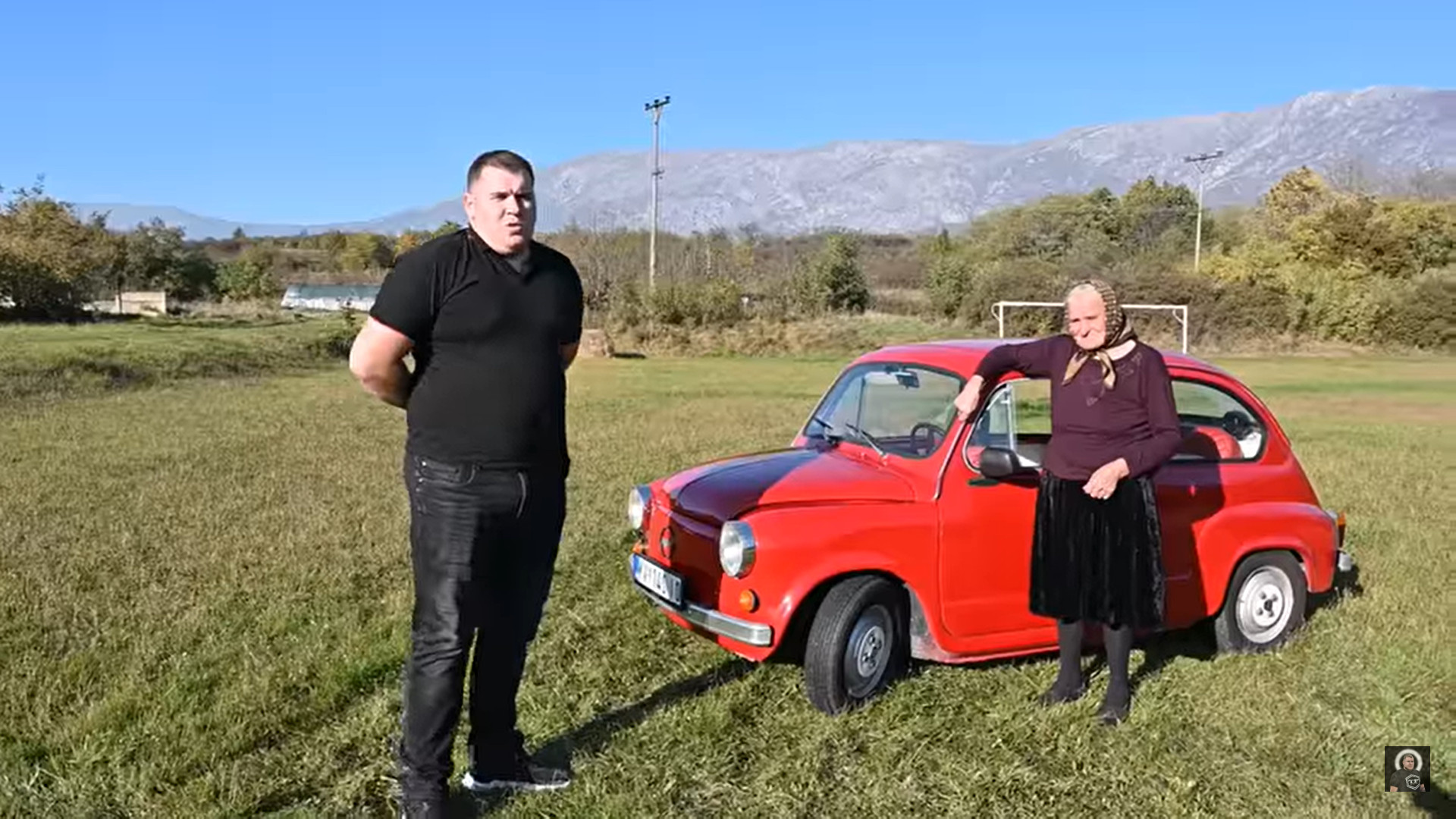 SUPER BAKA! Vinka u 80. godini vozi 'fiću' kao Šumaher! (FOTO/VIDEO)