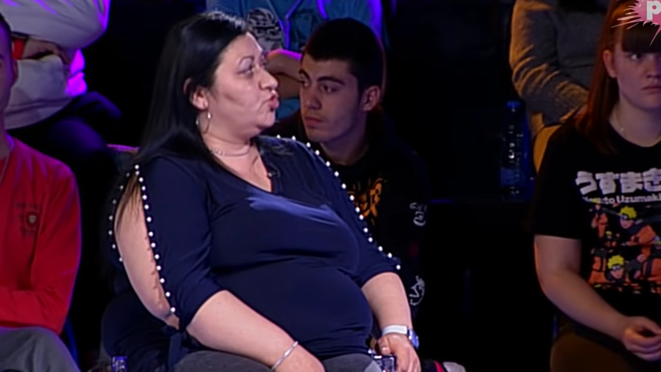 MAJKA DIGLA RUKE OD MILICE! Ne zanima je ni što je Maja udarila u glavu!