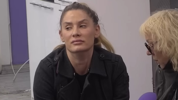 ZADRUGARI SE OBRUŠILI NA ANU ĆURČIĆ I ČOPORATIVNO JE NAPALI Ćurčićeva zaurlala iz sveg glasa i žestoko im se suprotstavila!