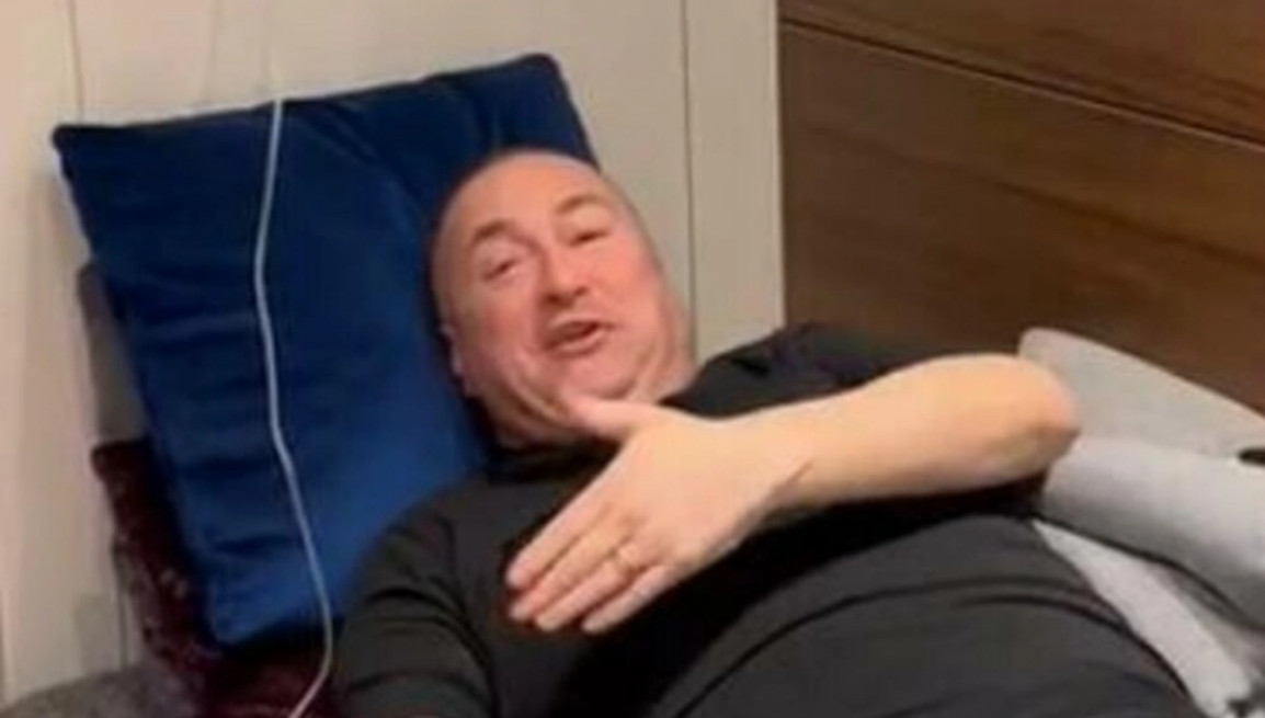 ĐANI PUŠTEN IZ BOLNICE Pjevač nakon liječenja donio neočekivanu odluku!