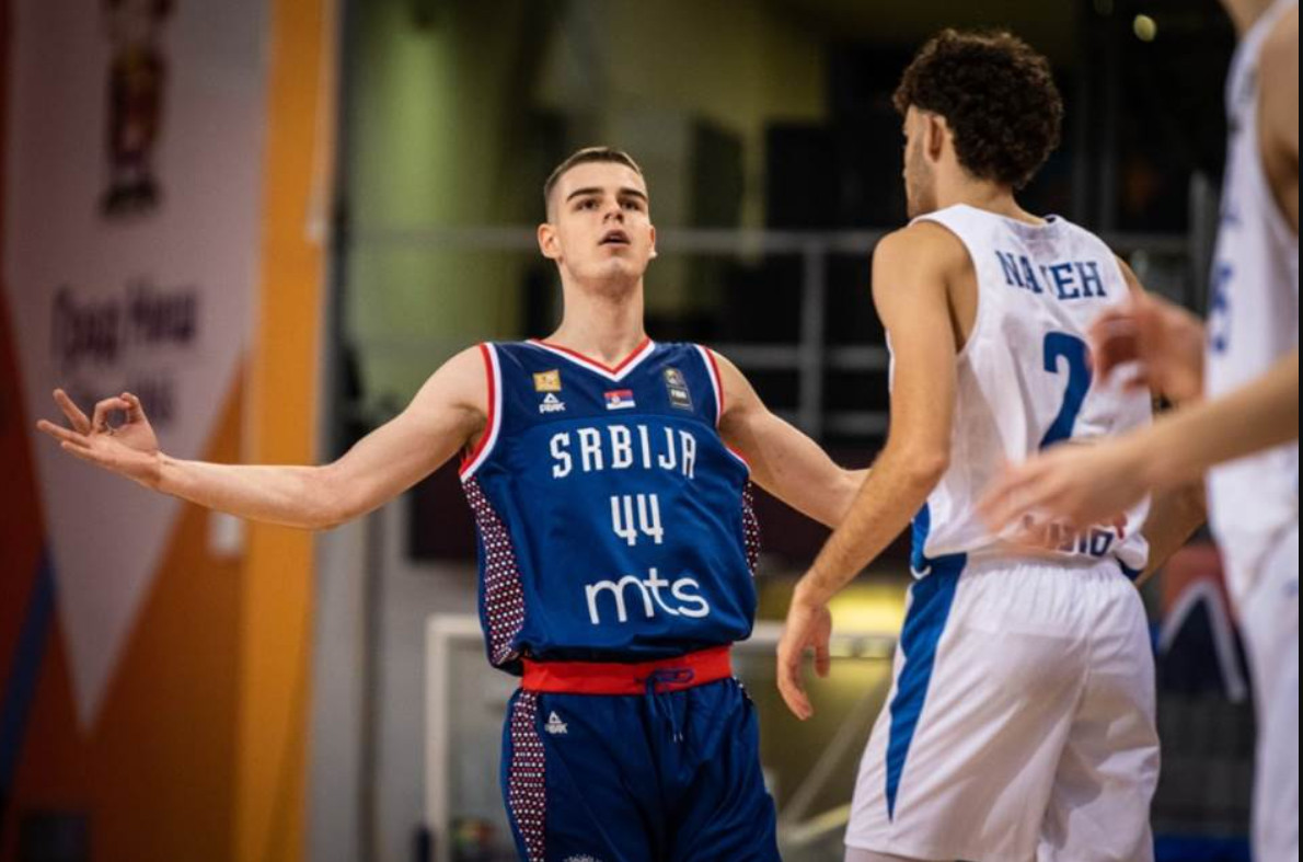 SRBIJI DONIO ZLATO, PA OBUKAO NOVI DRES Nikola Topić napustio Crvenu zvezdu