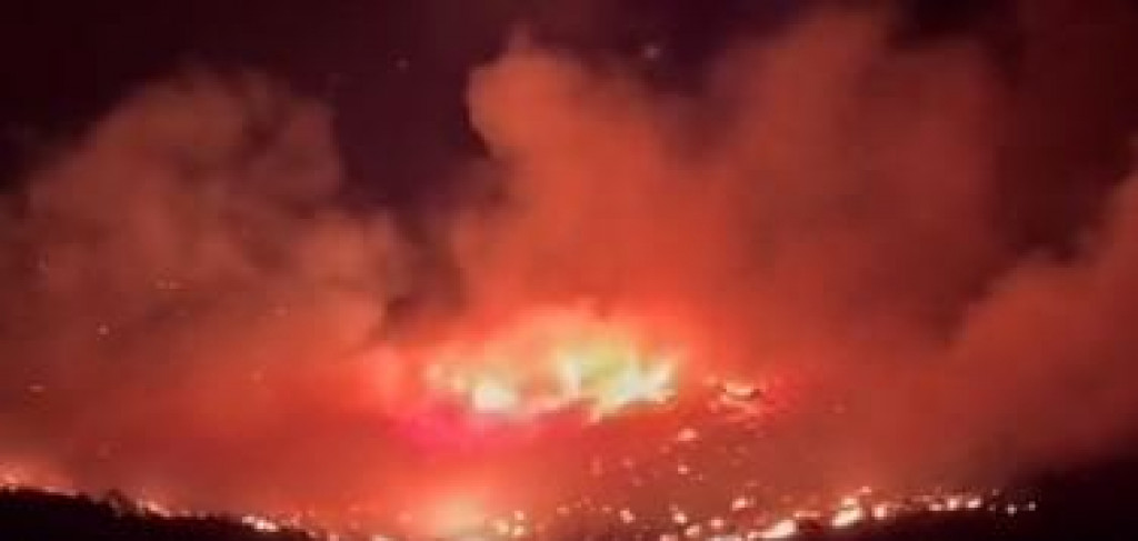 VELIKI POŽAR NA SVETOJ GORI Vatrogasci ne uspjevaju da obuzdaju buktinju