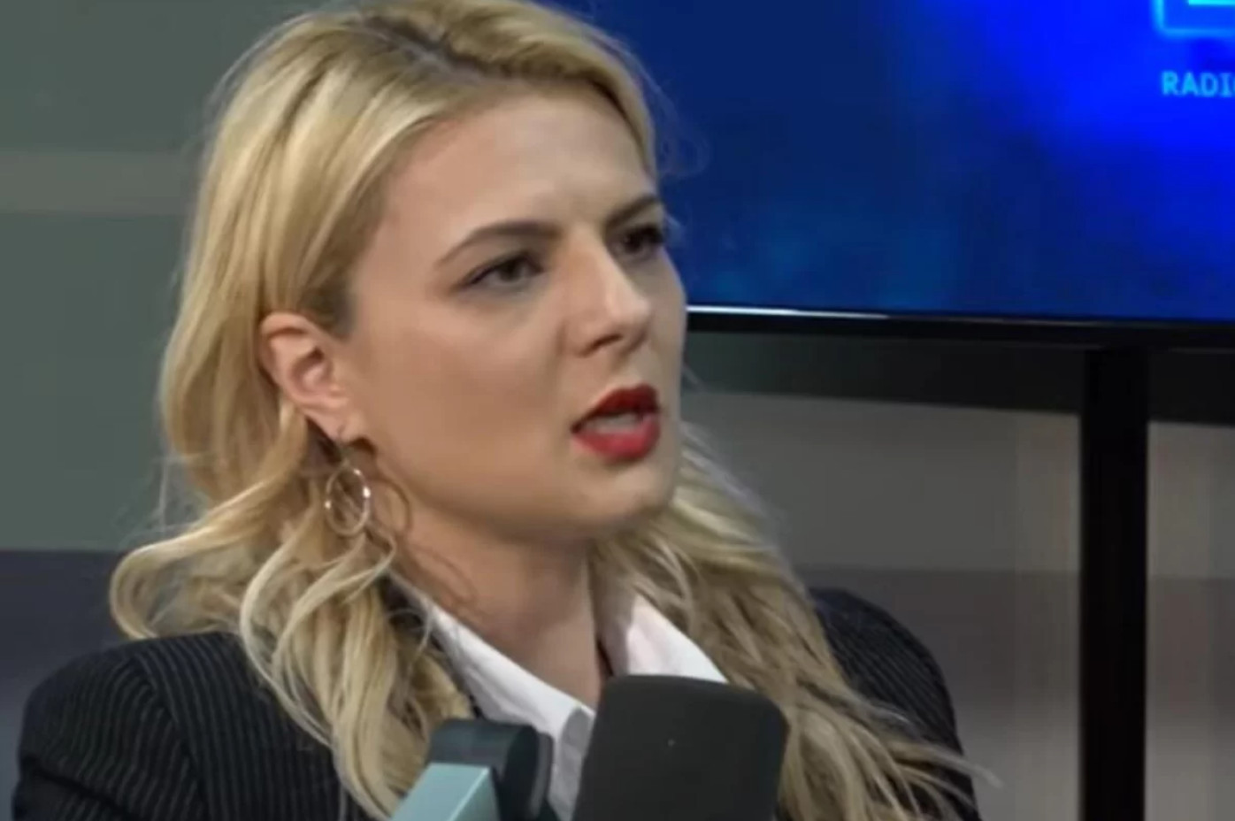 Nedović: Nijesam više članica Alternative i ne mogu da vratim mandat. Spajiću dati šansu da formira vladu