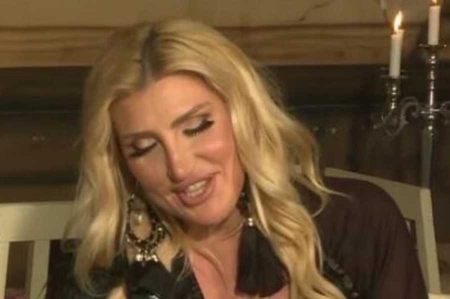 OD PRVE ZARADE SAM KUPILA POLA TELETA Jovana Tipšin prvi put o odrastanju: Kuvala sam pasulj i masirala noge