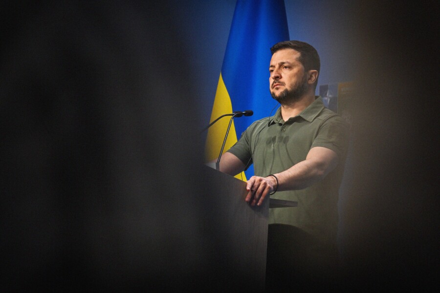 ZELENSKI NERVOZAN Želimo li da zaustavimo Putina ili da počnemo svjetski rat