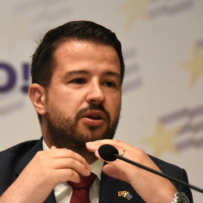 Milatović saopštio Spajiću da nad Eskobarom ima dosta Eskobara