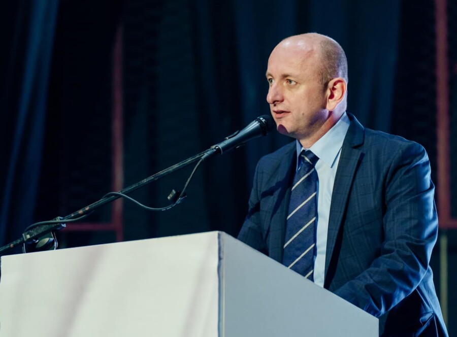 KNEŽEVIĆ: Spajića isleđuju po ambasadama kao u Gestapou a Podgorica više nije glavni grad