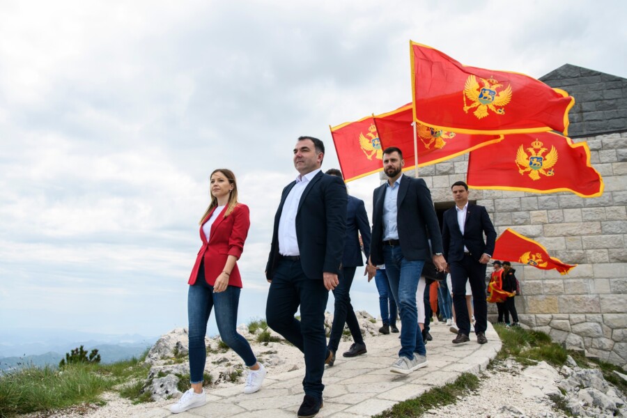 VIŠE NISU PRISTAŠE Dva odbornika SDP-a se odmetnula od Đuraškovića