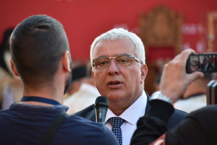MANDIĆ EVROPI SAD Jeste li sa nama ili ste sa DPS-om