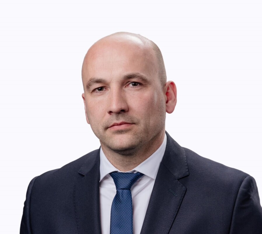 PIŽURICA Daniloviću nije smetalo da bude Milov ministar