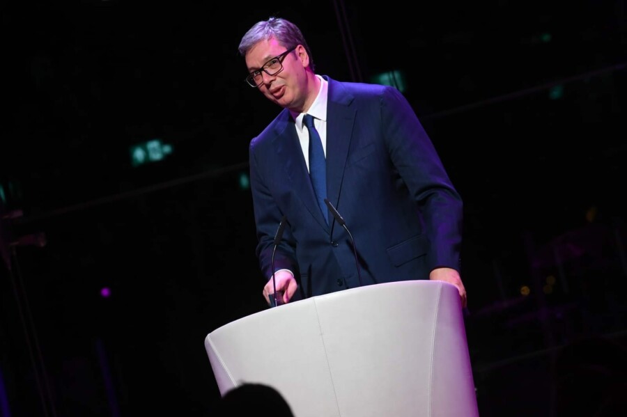 VUČIĆ EU nikada Srbiji nije pružala istu podršku kao Ukrajini