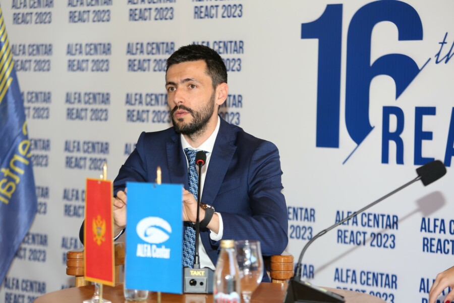 V.D. ŽIVKOVIĆ Što prije ući u formiranje Vlade
