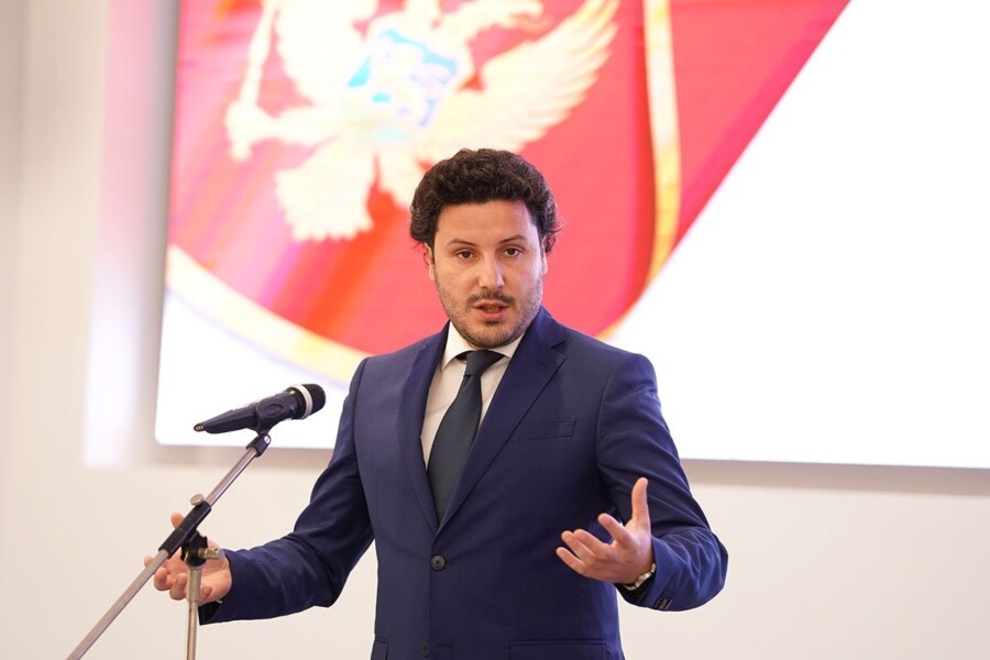 Abazović želi uspjeh Srbiji i da Nole zatraži pasoš Crne Gore