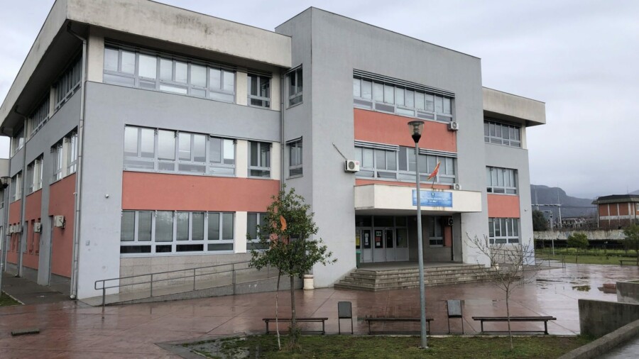 Prosvjetni radnici dobijaju asistente za sprečavanje nasilja i vandalizma