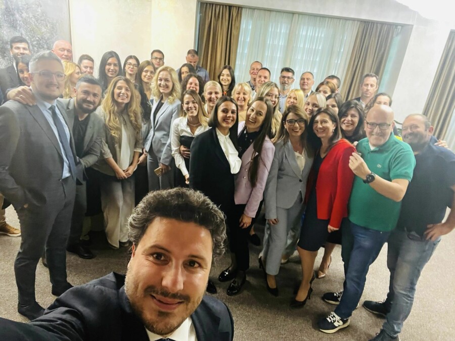 Dritan Abazović uz osmjeh završava svoj premijerski mandat