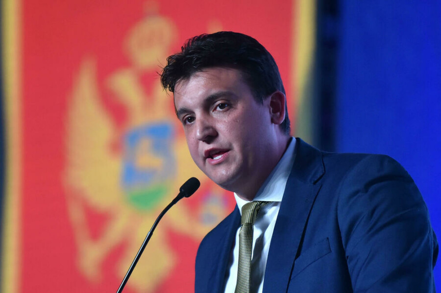 MIMOVI SE SAMI PRAVE Andrej Milović navukao gnijev MiM scene u CG