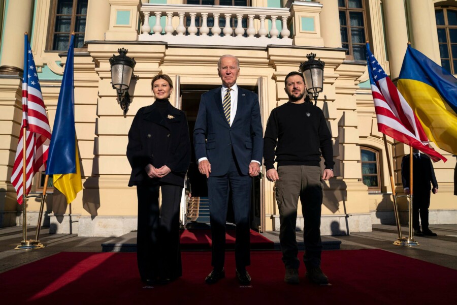 Američki kolumnista otkrio Bajdenov motiv za vojnu podršku Ukrajini