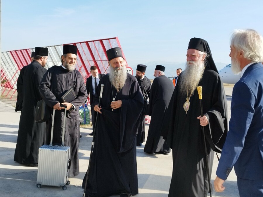 Svjatejši Patrijarh srpski Porfirije stigao je u Podgoricu (foto)